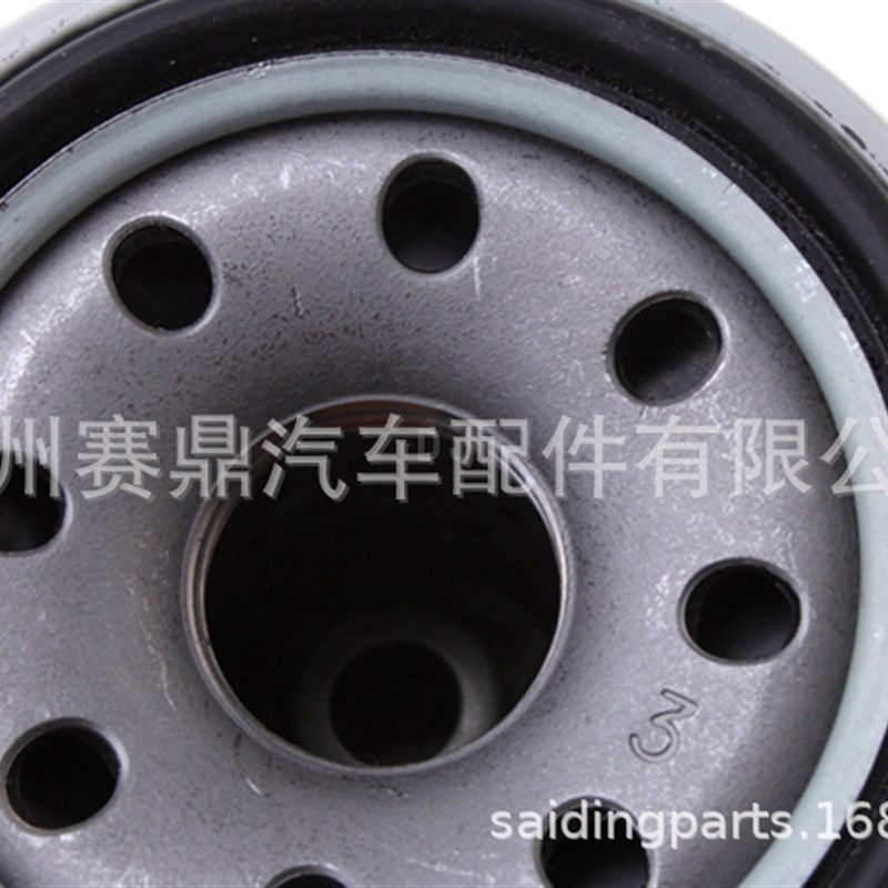 适用于日产 尼桑 机油滤清器 机油滤芯 机油格 机滤 15208-65F00