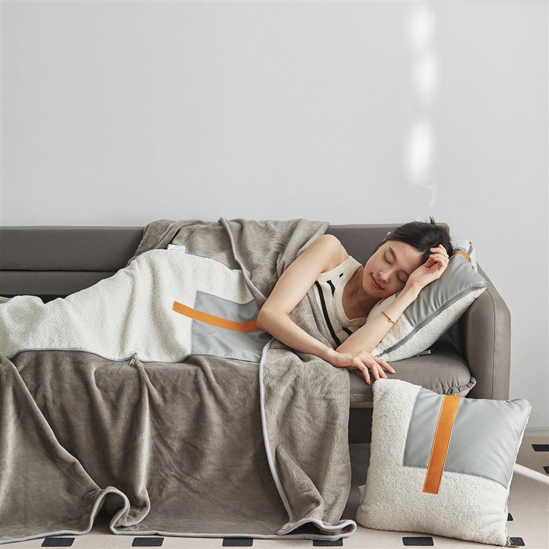 科技布+法兰绒 抱枕被子两用午睡毯子二合一车用2025新款折叠靠枕