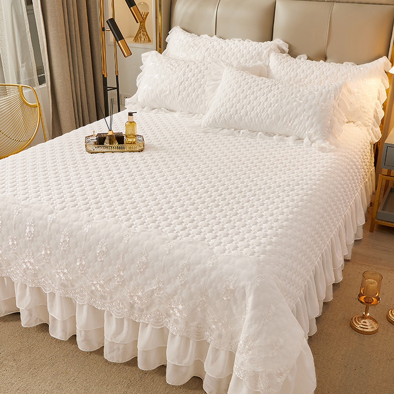四季通用纯色公主风花边床盖单件白色公主风花边款夹棉绗缝三件套