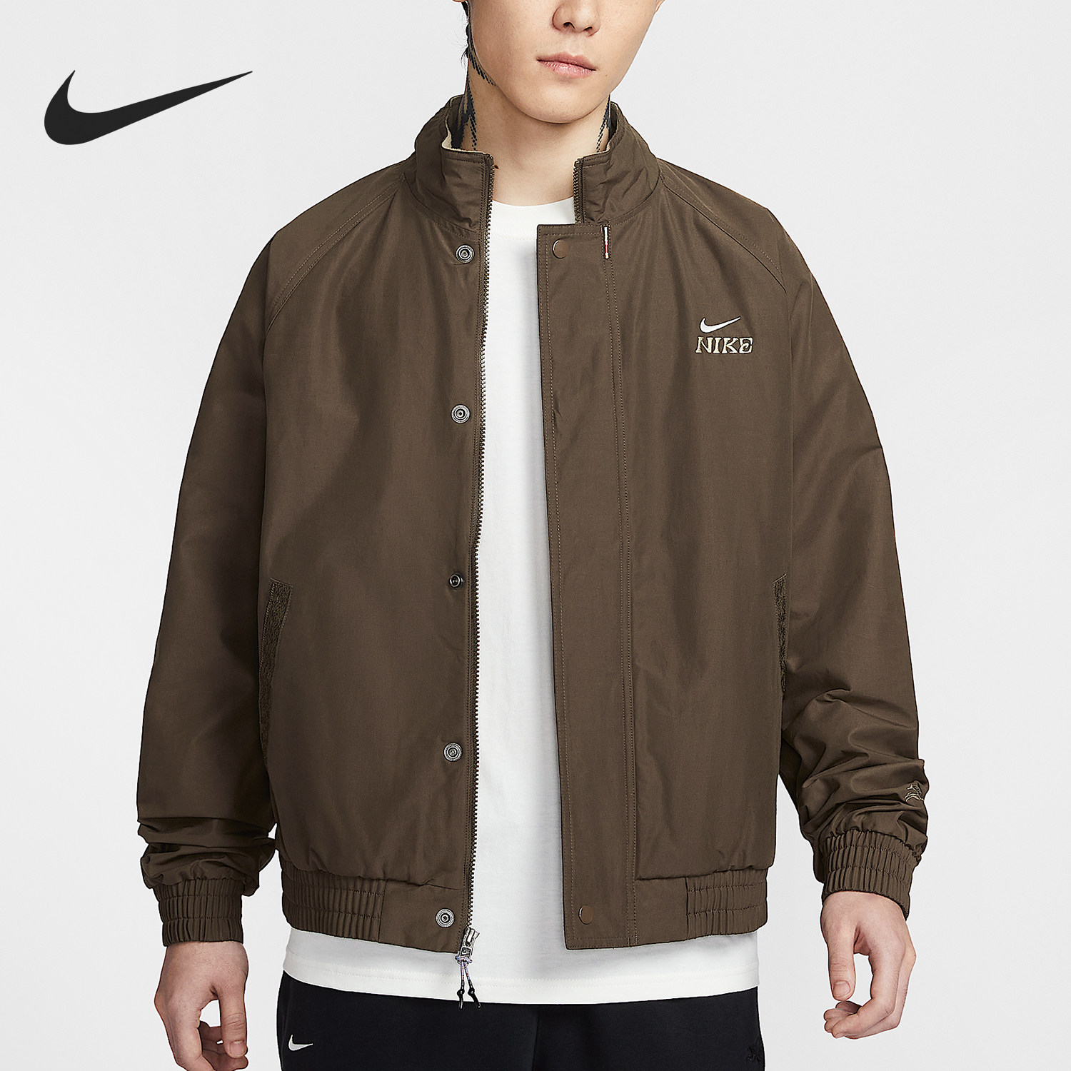 Nike/耐克官方正品当季款男士立领耐穿刺绣外套IQ3705-212 - 实物图