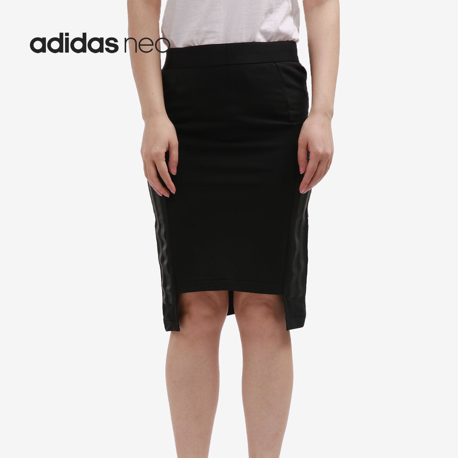 Adidas/阿迪达斯正品当季新款NEO女子运动休闲三条纹裙CV9022