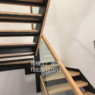 美木室内实木楼梯定制整体楼梯扶手栏杆小柱定制复式阁楼成都