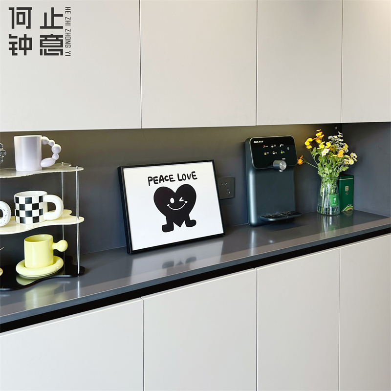 何止钟意入户玄关爱心装饰画简约餐边柜摆画卧室壁画沙发墙挂画