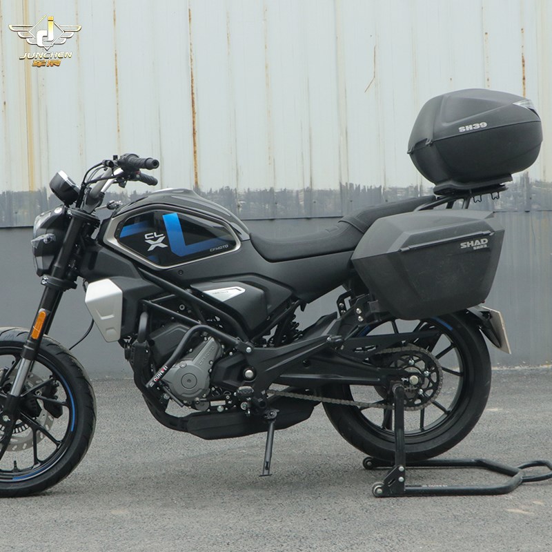 适用于春风CLX250边箱尾箱CF250-7夏德三箱快拆头盔箱改装配件
