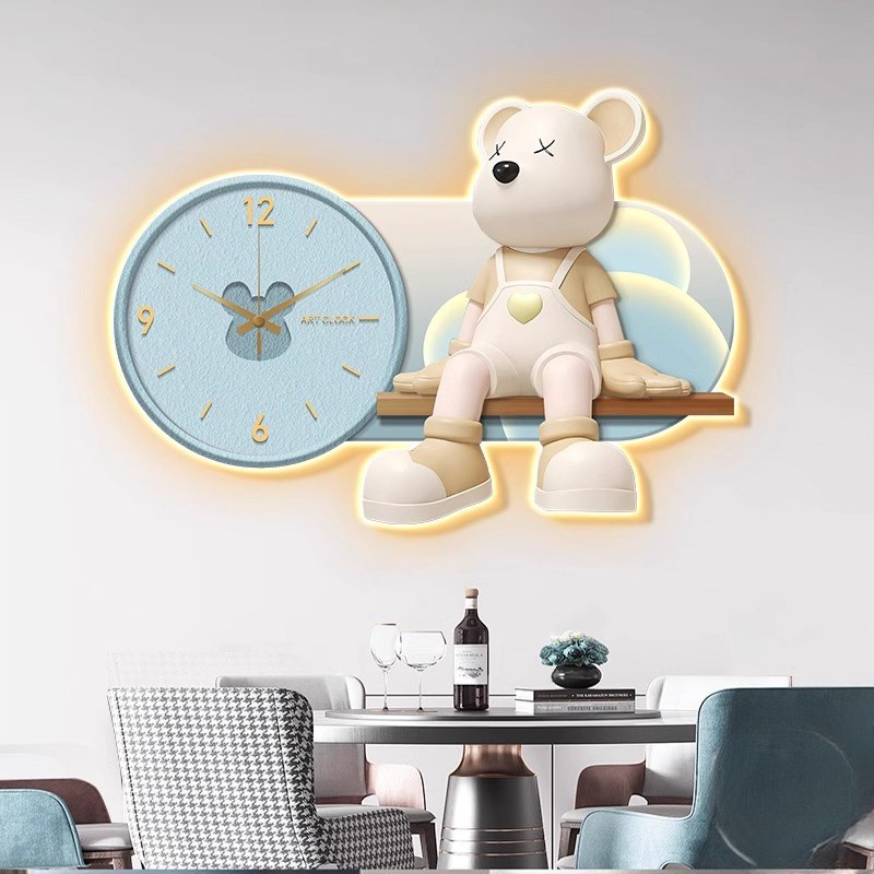 LED挂钟22新款餐厅装饰画发光暴力熊客厅挂画钟表静音卧室壁灯