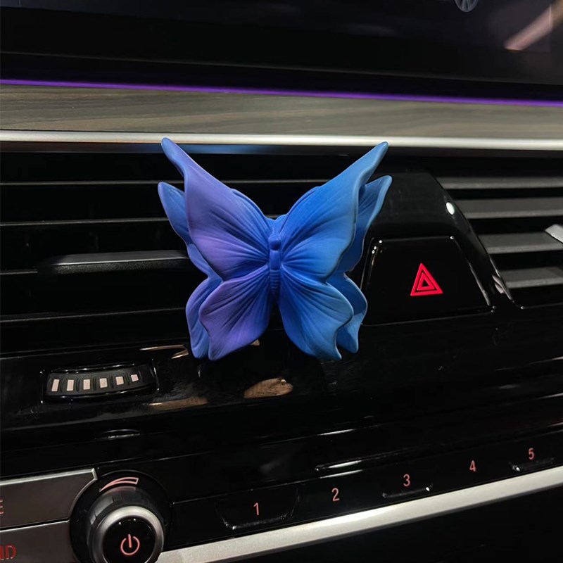 蝴蝶车载香薰空调出风口汽车香氛车用香水装饰扩香石女车内饰摆件