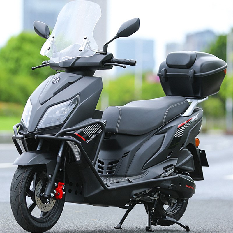 新款台田125cc网红款UY3代国四电喷踏板摩托车全国可上牌省油踏板