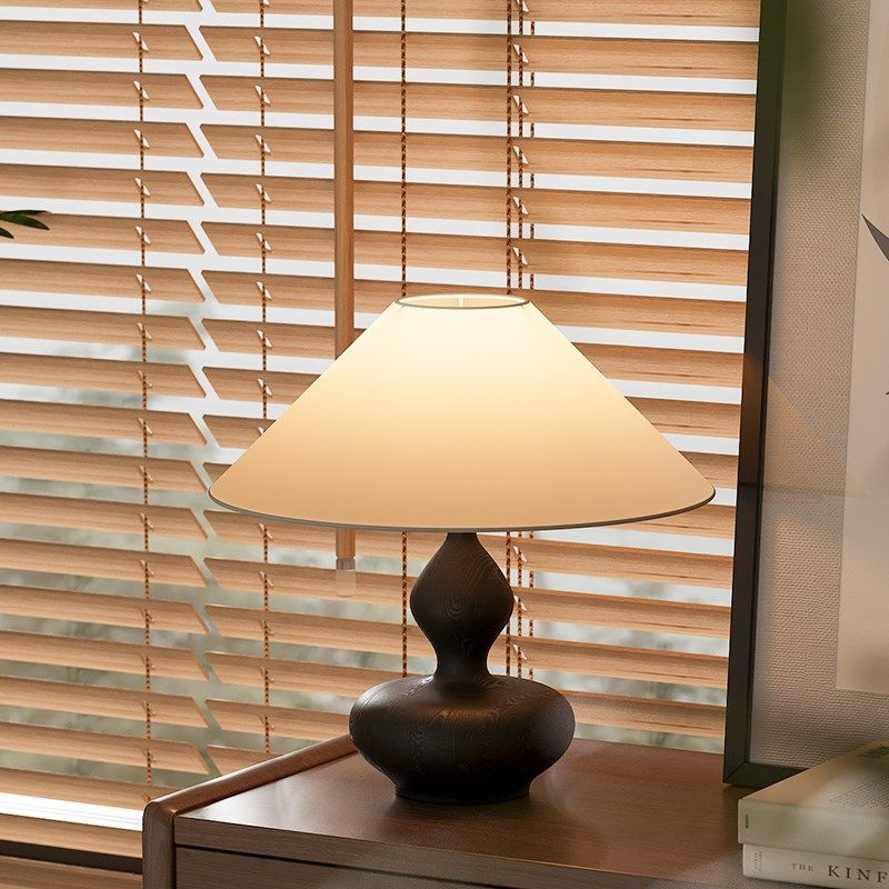 派泊兰中古风白蜡木实木台灯法式复古新客厅卧室餐边装饰灯,家装灯饰光源,装饰台灯,淘宝优惠券,粉丝福利购,淘宝优惠卷