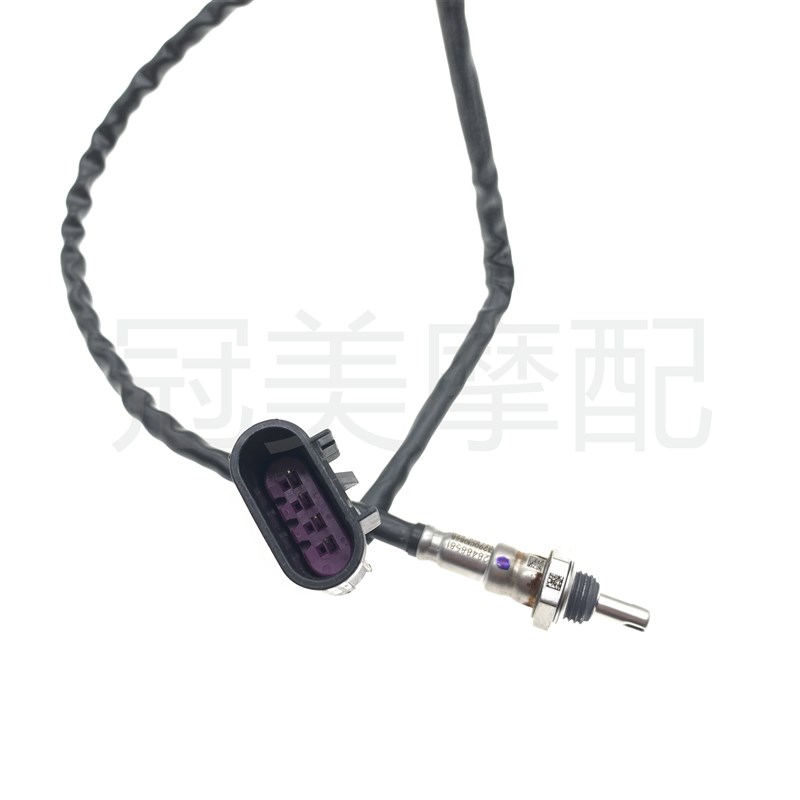 适用春风摩托配件ST狒狒CF125-3/3A德尔福氧传感器排气管传感器