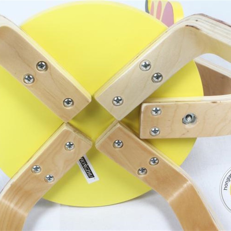 儿童实木卡通桌椅环保动物椅幼儿凳子宝宝吃饭靠背椅学习防滑座椅