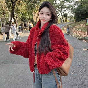 时尚加厚保暖羊羔毛短款外套女冬装新款今年流行洋气显瘦时髦上衣