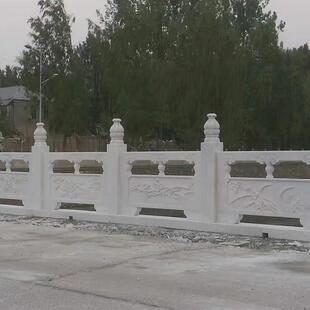 厂家直销园林景区花岗岩石栏杆户外公园小湖石桥护栏