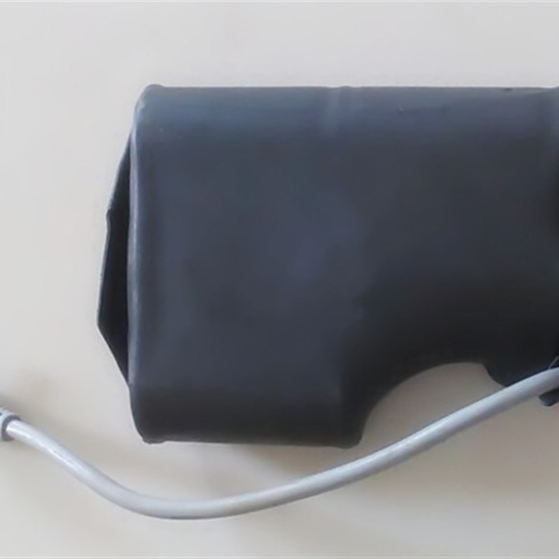 兼容吊秤电池托利多衡器电池无线电子吊磅秤电池6V D7000MAH 圆孔