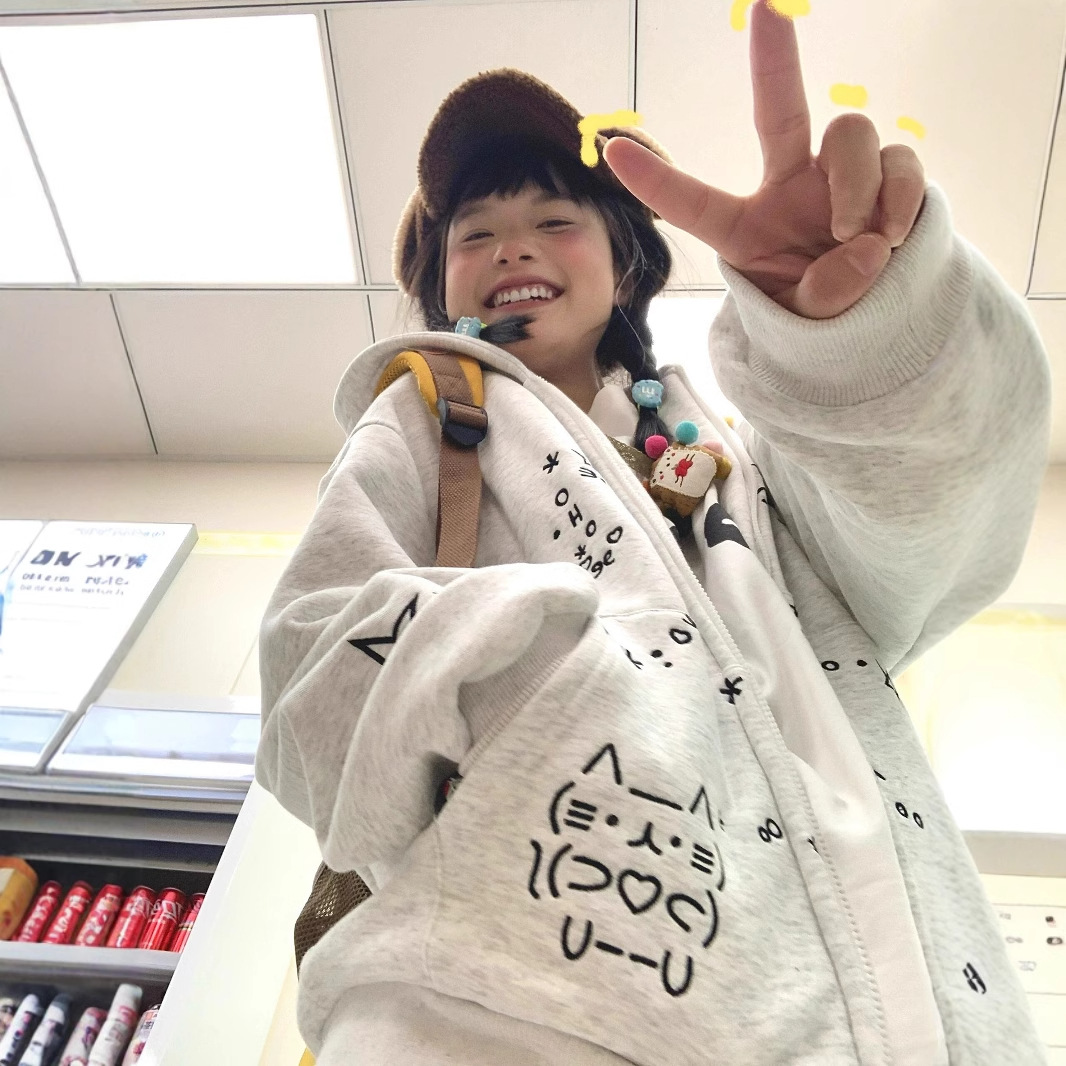 日系可爱猫咪白灰色开衫卫衣女连帽秋冬加绒宽松慵懒风拉链外套