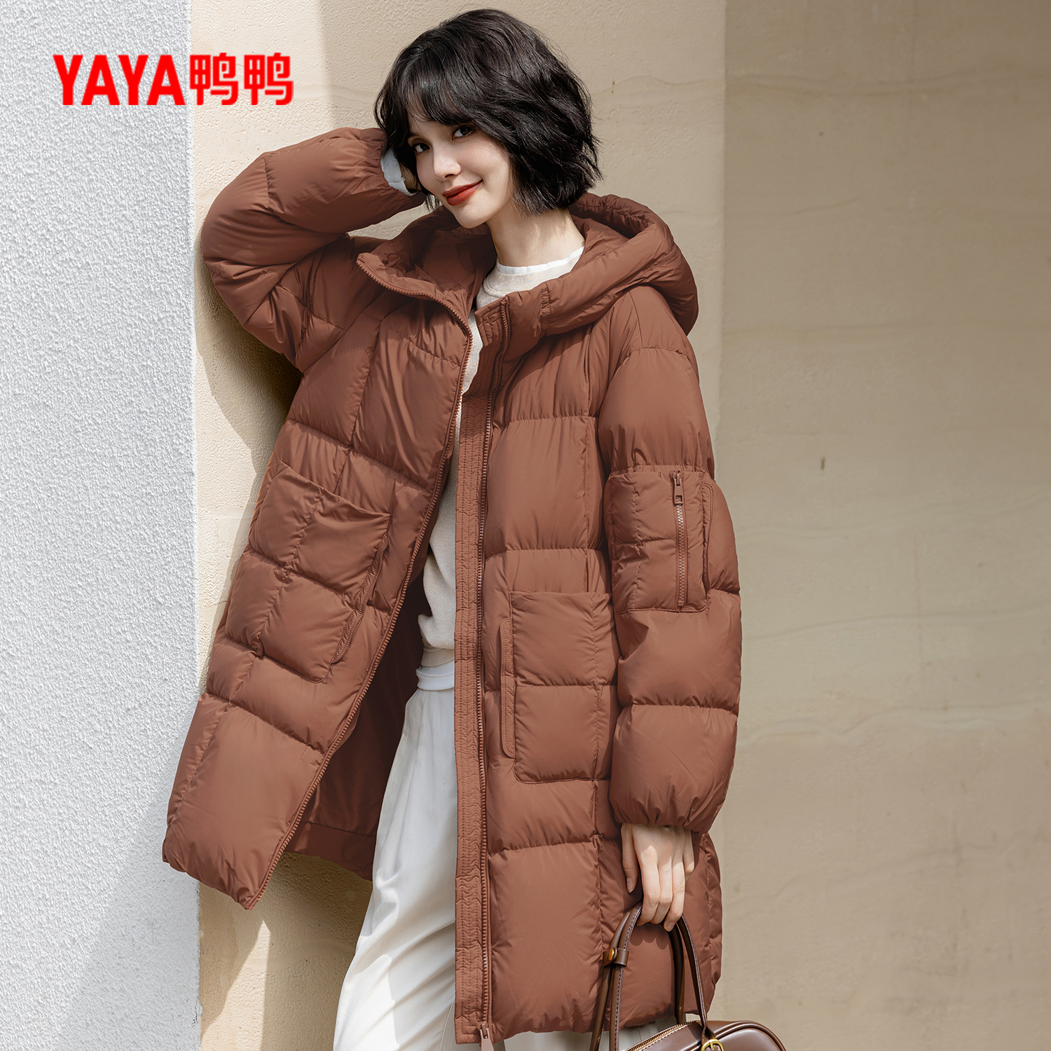 YAYA鸭鸭2024冬季新款女士休闲百搭加厚保暖连帽外套中长款羽绒服