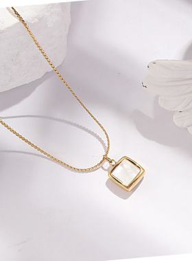 简约轻奢方形钛钢金色锁骨链