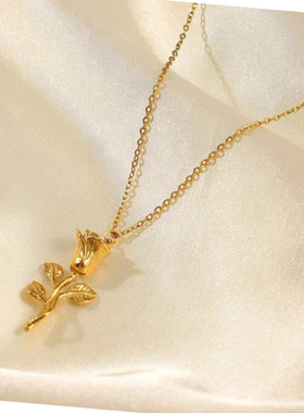 新款轻奢金色钛钢立体玫瑰项链