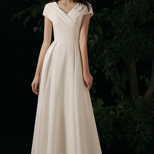 法式高定轻奢领证登记小礼服日常可穿轻婚纱小白裙订婚连衣裙女夏