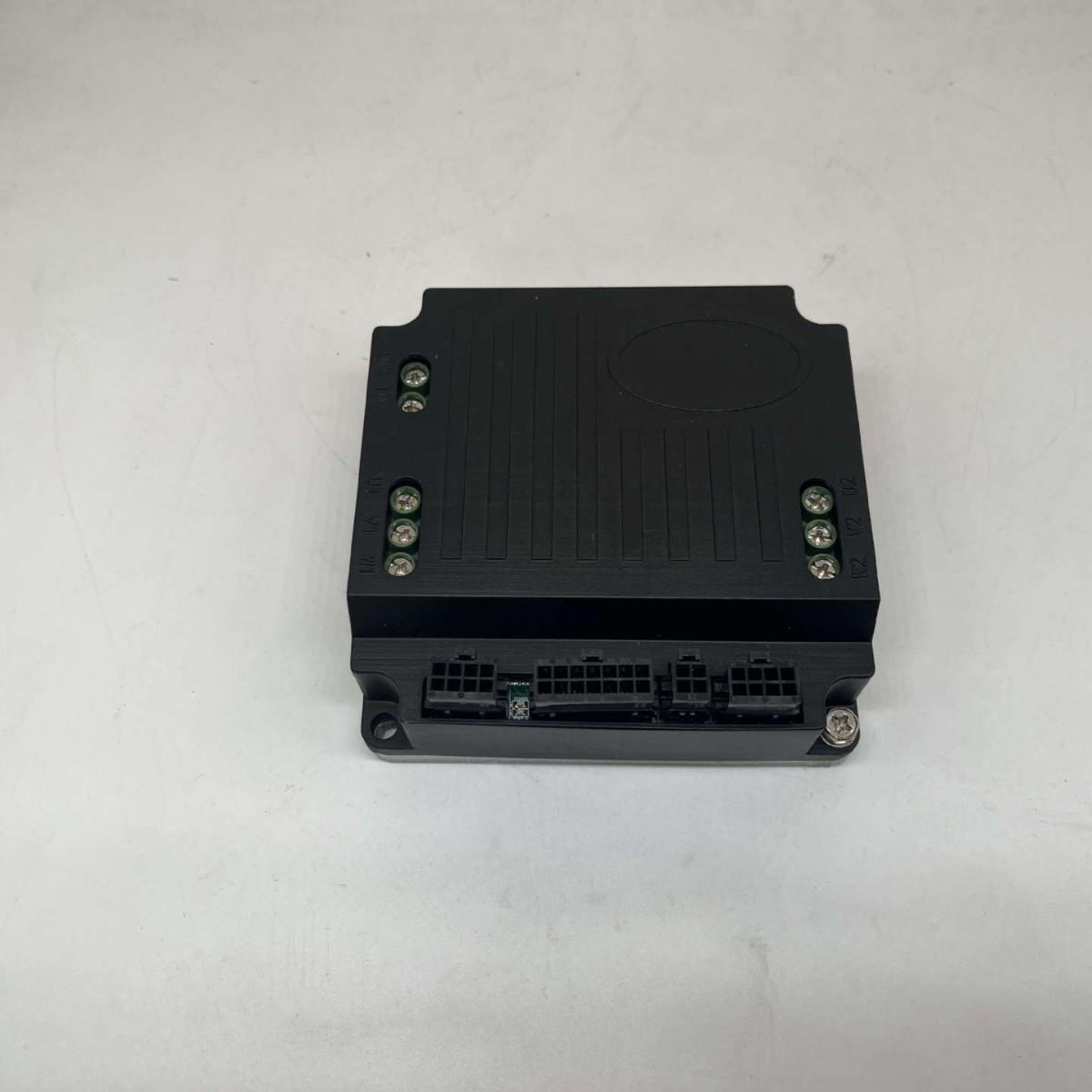 LBS48102履带底盘轮式底盘双通道无刷伺服电机AGV差速轮驱动器