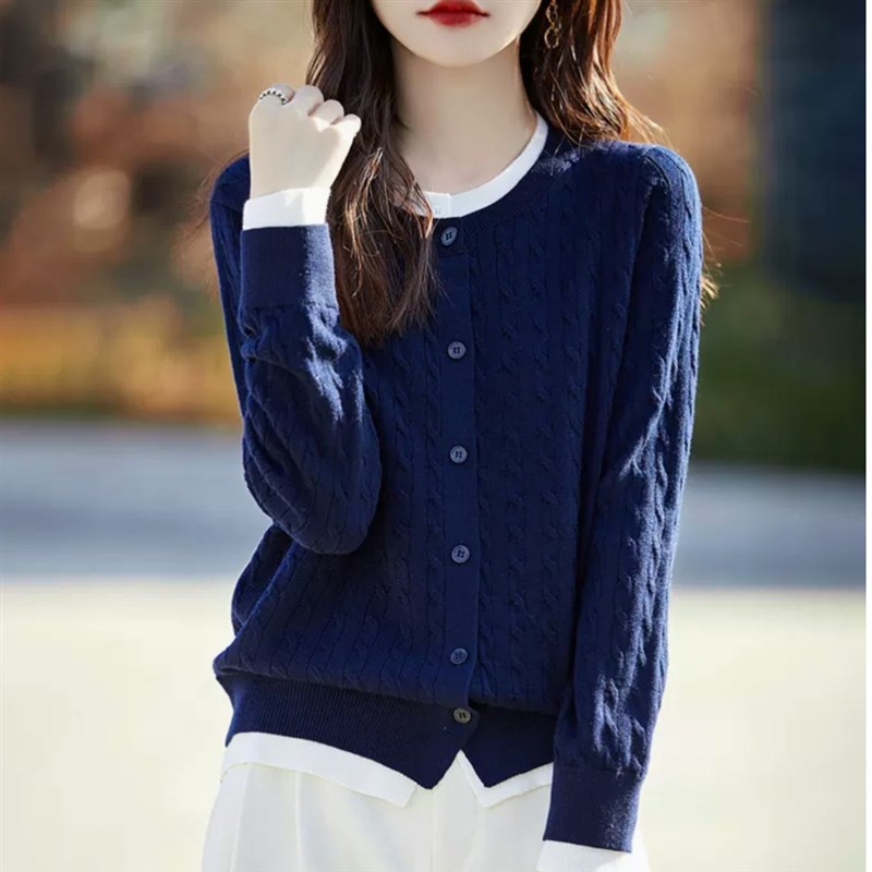 春秋圆领拼色假两件精纺羊毛开衫女宽松麻花毛衣外套百搭针织上衣