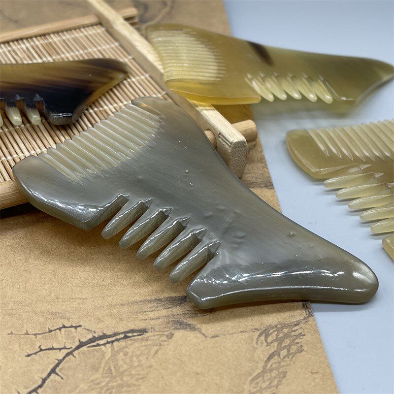 保真西藏天然手工牦牛角梳多用随身按摩刮痧板拨筋礼品梳子男女款