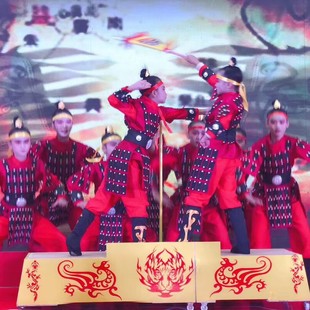 古代女将盔甲花木兰戎装将军岳飞满江红朗诵演出服儿童复古士兵服