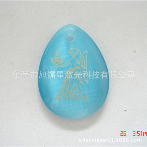 LED屏电子膜材亚克力板雕机大型木板材水晶字小型切膜激光切割机