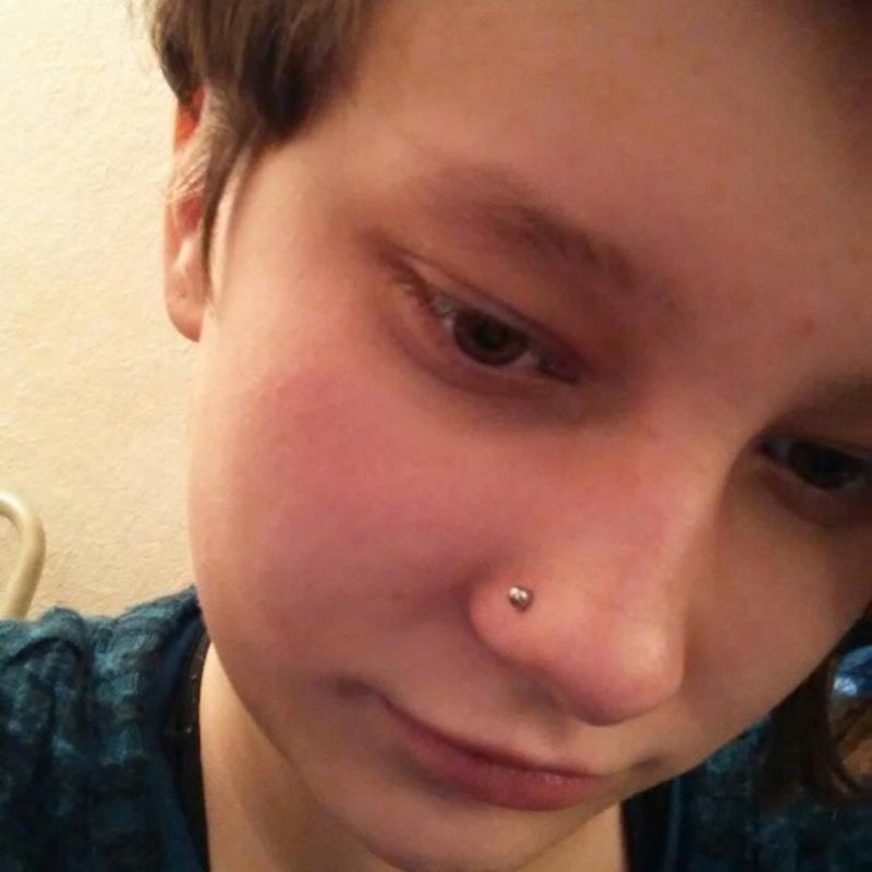 卡装镶钻磁铁钛钢磁铁耳针夹无洞女假鼻钉唇钉无孔男女学生可戴