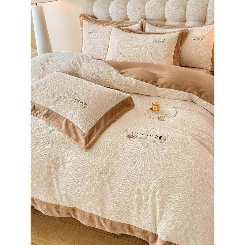 四件套床盖款牛厚蚕丝KIU绒雕花奶绒轻奢风加保被套暖床单床上用,床上用品,床品套件/四件套/多件套,淘宝优惠券,粉丝福利购,淘宝优惠卷