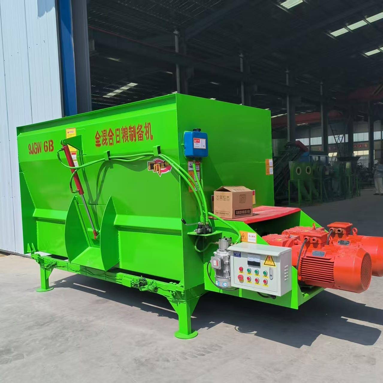 牛羊预混饲草搅拌机肉牛场养殖饲料混合机固定式全日粮TMR拌料机