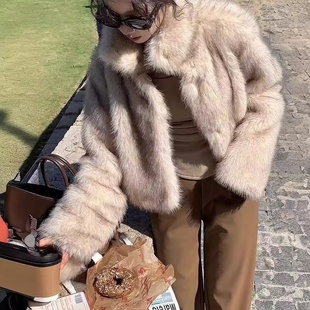 复古慵懒风毛毛外套女秋冬仿狐狸毛皮草设计感短款大衣环保托卡毛