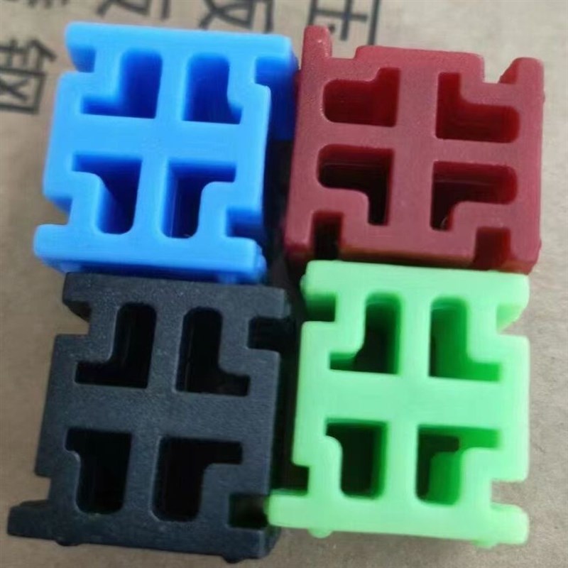 样角卡扣样角连接件样角扣展示铝材塑胶件门窗配件样角胶断桥门窗