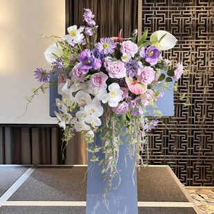 高端演讲台艺定制会议发布会讲座桌仿真玫瑰宴会席台挂