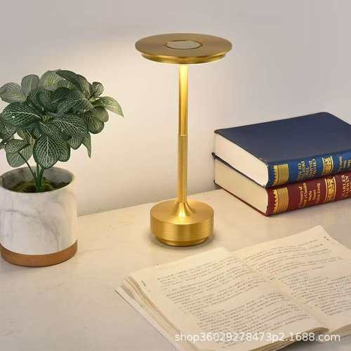 现代简约感触摸装饰台灯便捷充电金属轻奢床头餐厅酒吧氛围感桌灯
