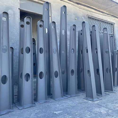 定制玻璃雨棚钢梁 牛腿支架挑梁 雨搭碳钢满焊HT工字钢结构不锈钢