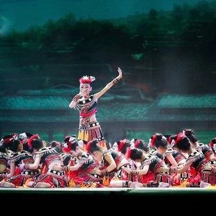 六一女童铃呦灵苗族表演服装儿童彝族壮族侗族土家瑶族舞蹈演出服