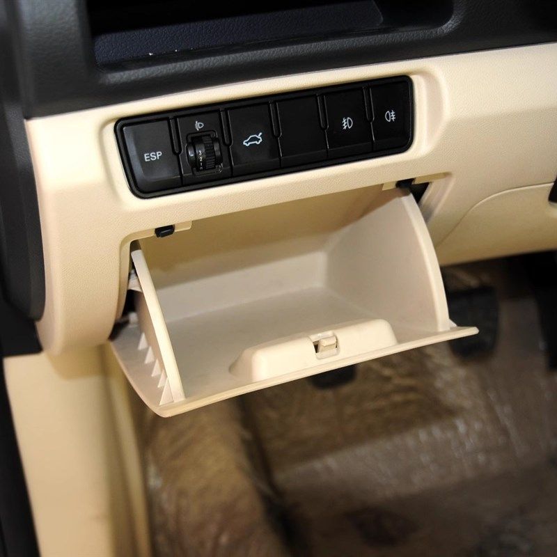 海马M3杂物箱储物盒海马S5主驾驶侧盒工具箱海马储物盒S5小杂物箱