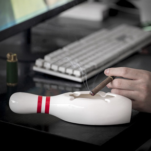 保龄球陶瓷烟灰缸家用宿舍电竞桌办公桌面装 创意个性 饰摆件高级感