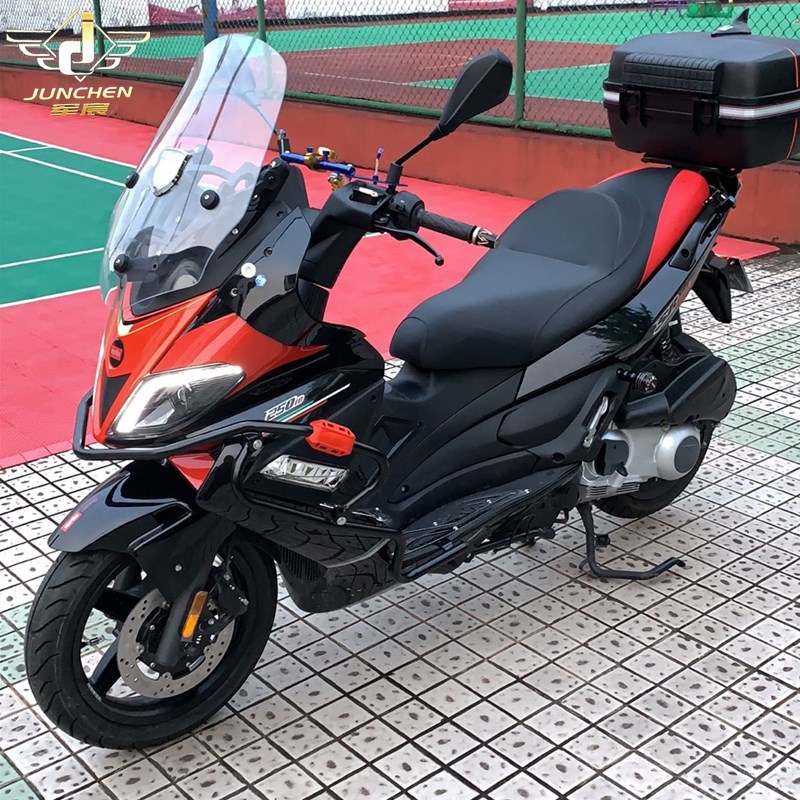 适用于阿普利亚踏板车SRMAX250/300保险杠护杠前包围防摔杠加装改