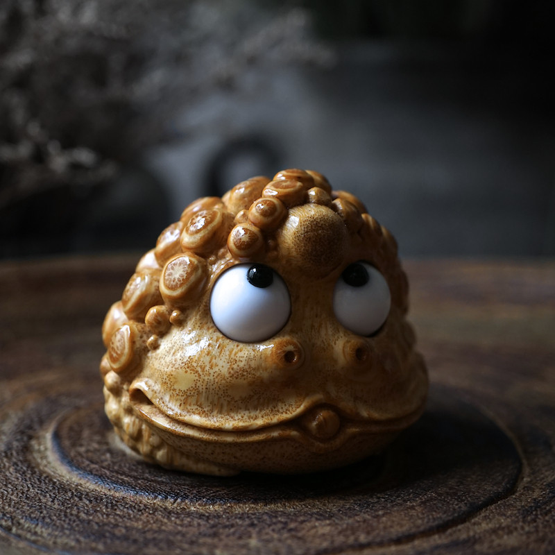 黄淼伟精品满钉活眼呆萌金蟾竹根雕刻手把件招财老料茶宠文玩摆件,特色手工艺,竹编/竹雕,淘宝优惠券,粉丝福利购,淘宝优惠卷