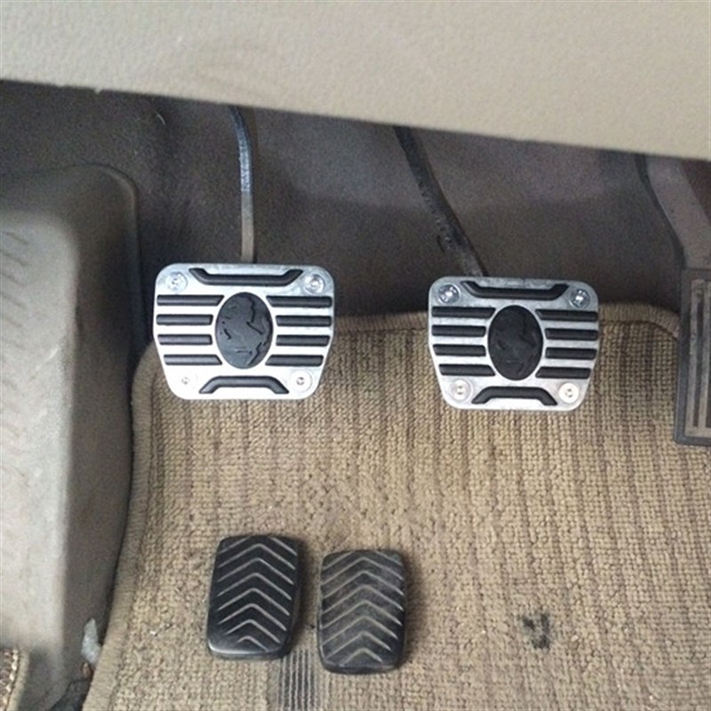 汽车脚踏板改装离合器踏板刹车踏板加宽踏板锌合金踏板防滑单个价