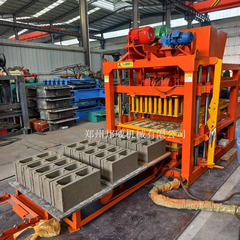 4-25型全自动混凝土砌块制砖机制作各种空心砖路面花砖实心砖块