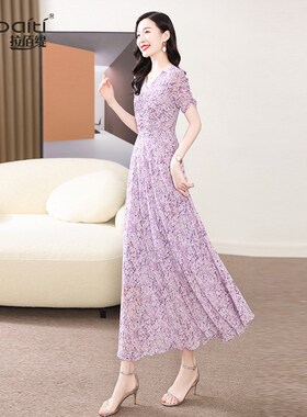 浅紫色法式碎花连衣裙女2025夏季新款V领时尚高级感气质大摆裙833