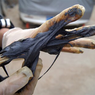 楼顶改性沥青油膏国标10号石油沥青块 柏油防水补漏神器 铺路灌封