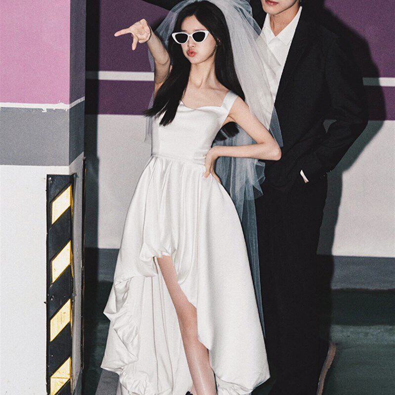法式吊带小个子前短后长白色轻婚纱新娘订婚旅拍出门纱领证礼服裙