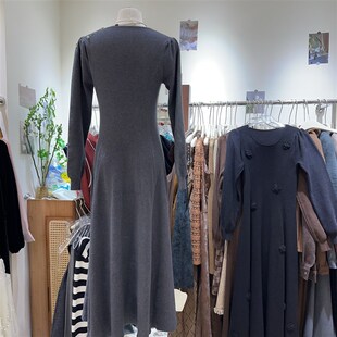 秋冬连衣裙 气质显瘦立体花朵收腰长袖针织连衣裙高级感毛衣裙子