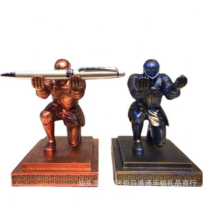 通乐极PenHolder执行官骑士笔座士兵盔甲英雄笔架展示架文具笔筒