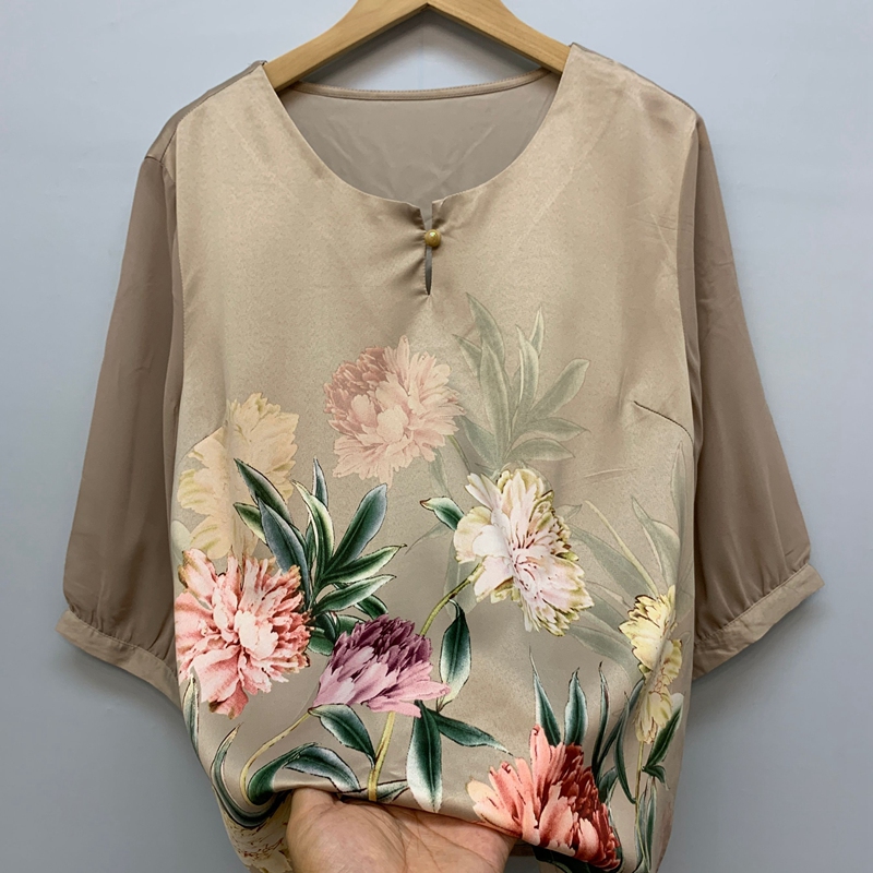 妈妈夏装50岁中年妇女时尚短袖真丝T恤中老年人宽松加大码上衣服