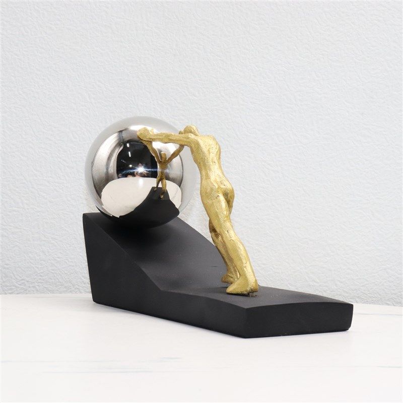 运动树脂人物推球摆件创意雕塑酒店样板房办公室家居软装工艺品