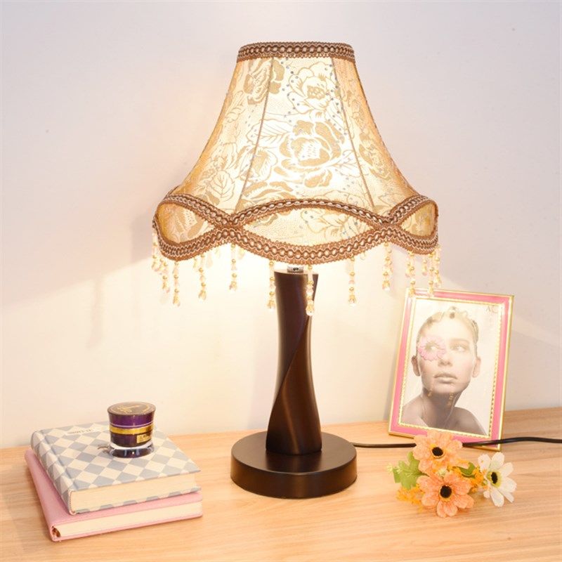 现代中式简约台灯 卧室床头创意时尚台灯 实木烤漆台灯欧式木质